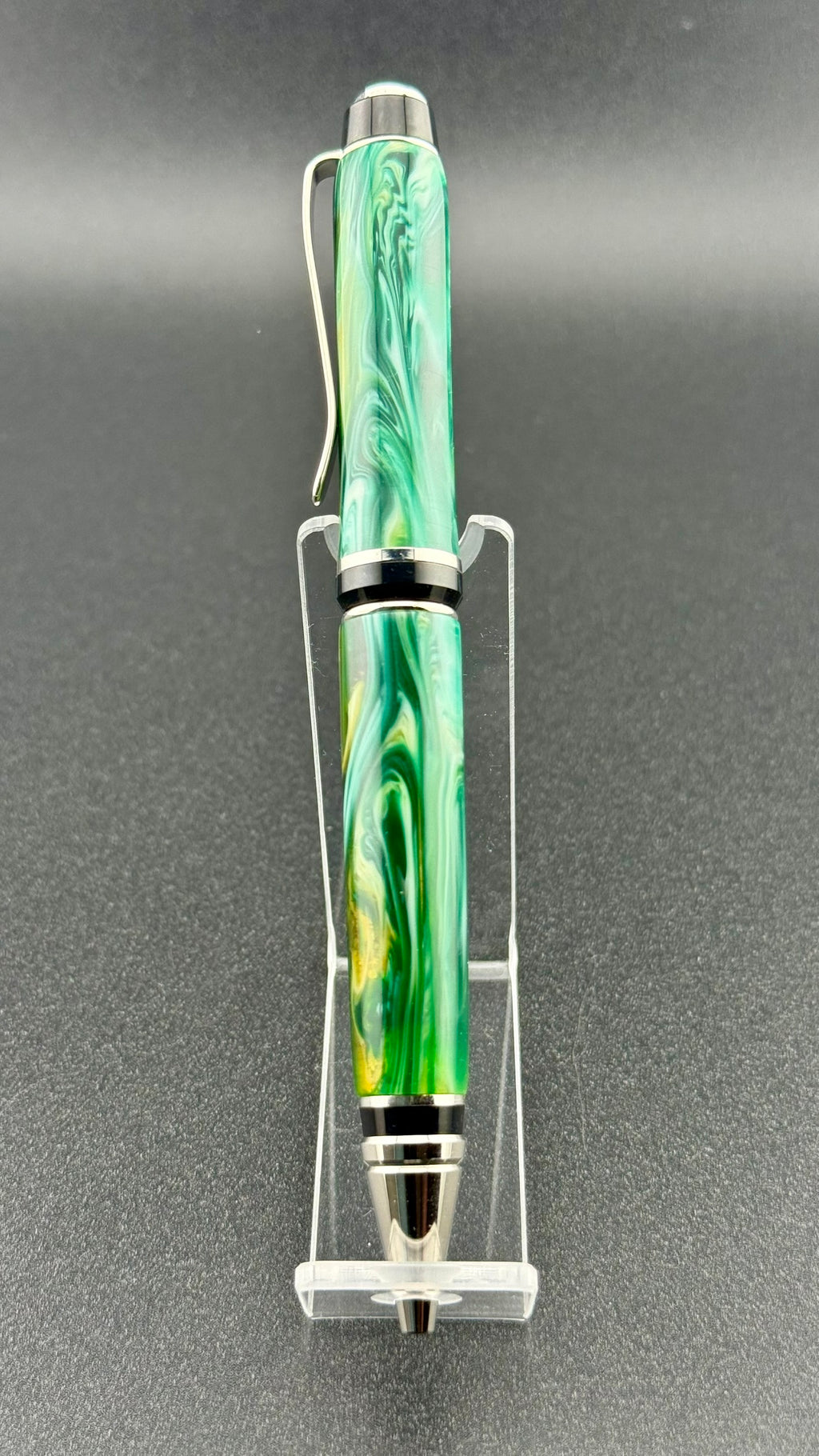 The Executive (Multiple Finishes)