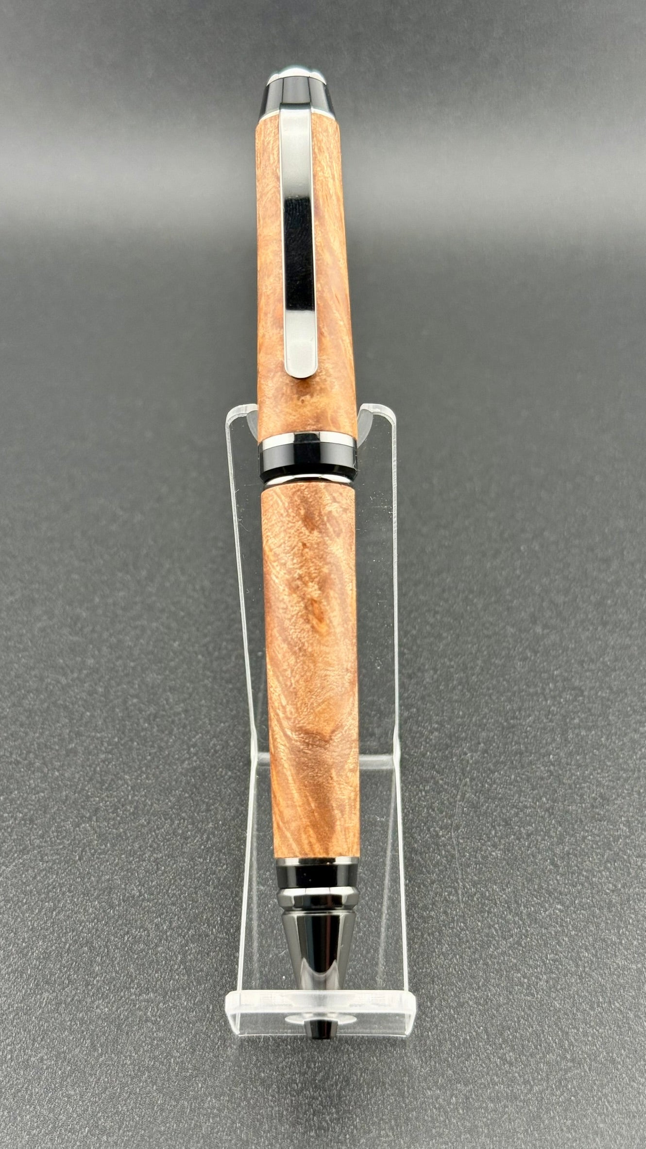 The Executive (Multiple Finishes)