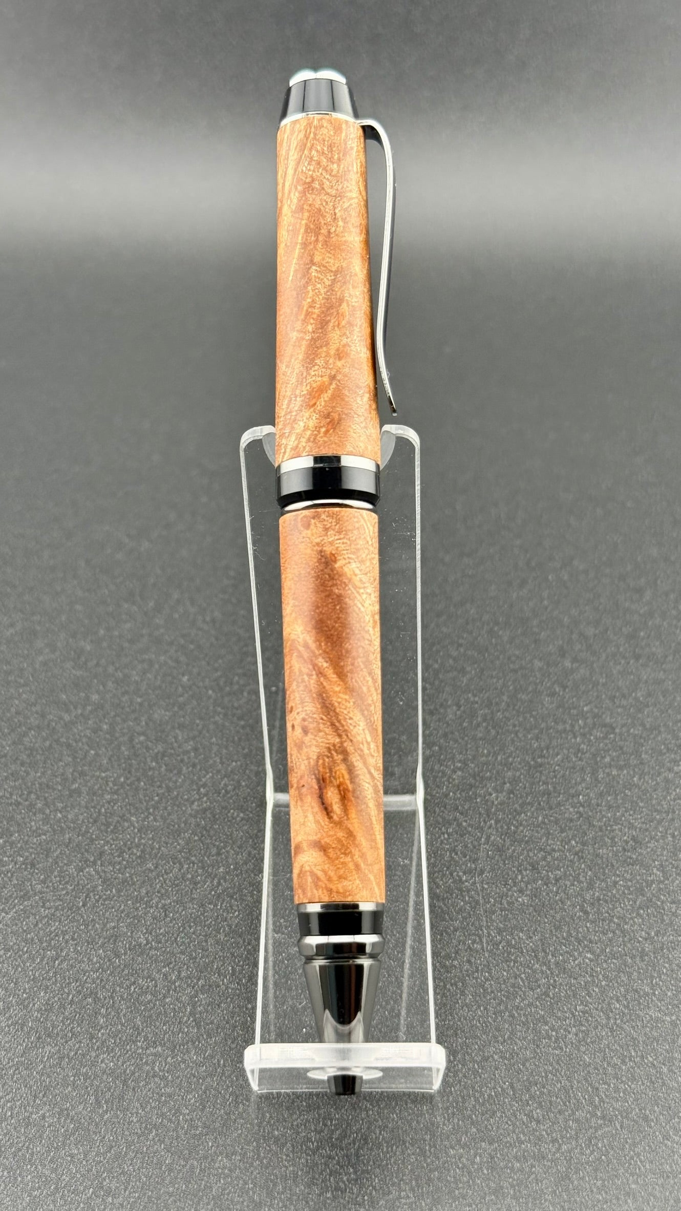 The Executive (Multiple Finishes)