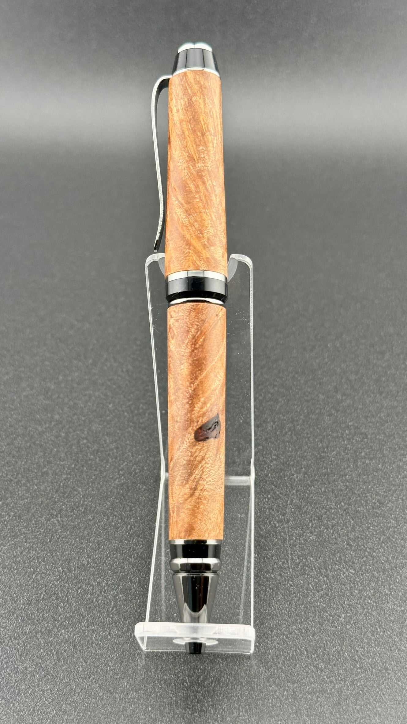 The Executive (Multiple Finishes)